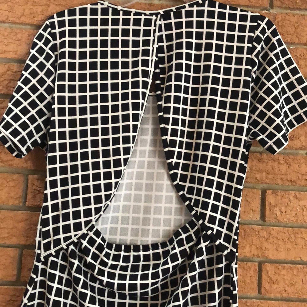 🖤FASHION TO FIGURE🖤WINDOWPANE OPEN BACK DRESS🖤 - Picture 5 of 6